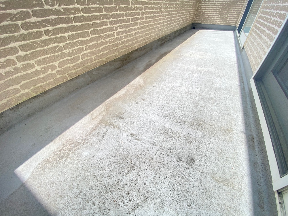 諏訪市 ベランダトップコート再塗装 施工前