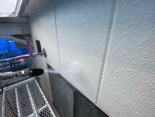 約1日工程をかける高圧洗浄