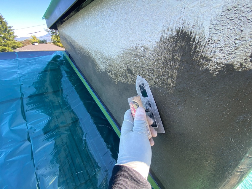 工程1-7 崩れた外壁部分のモルタル補修