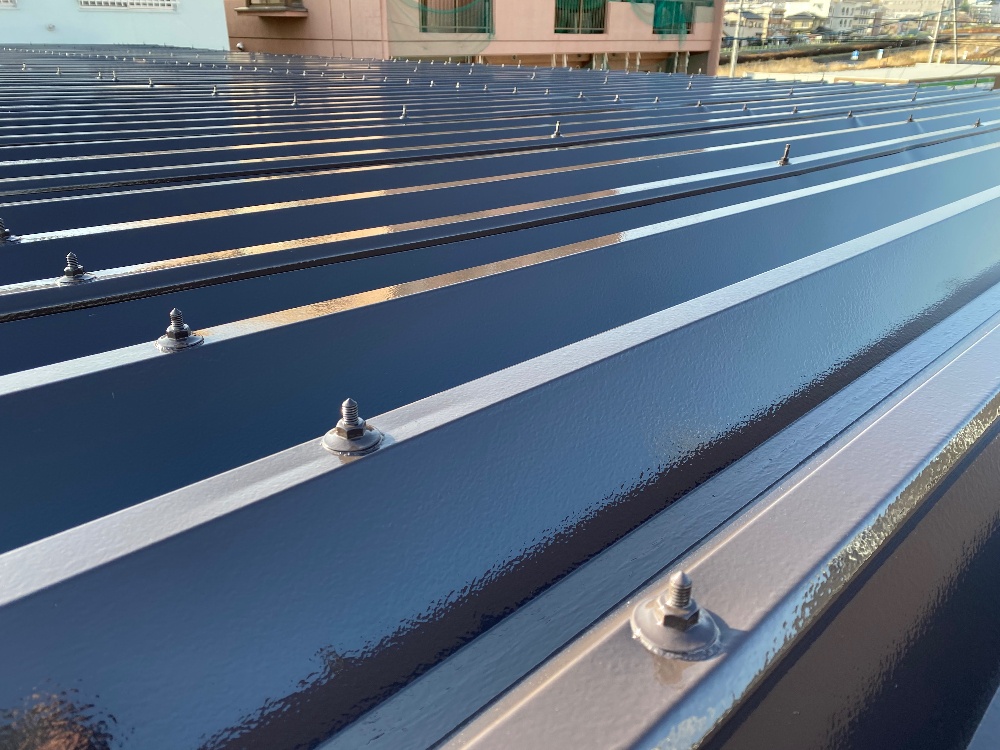 工程3-3 上塗り完了・屋根塗装仕上がり