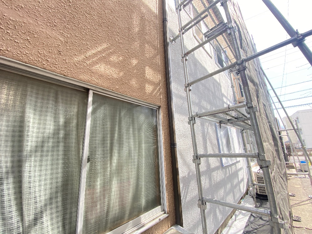 工程4-3 外壁の中塗り・上塗り塗装