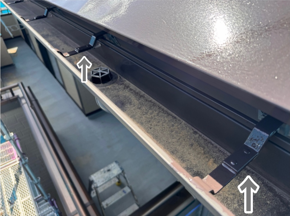 工程3-4 外壁上塗り（仕上げ）の施工状況